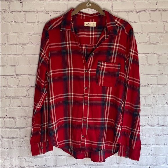 Hollister Red, Navy, and White Plaid‎ Button Up Shirt Woman’s Size Medium - Picture 1 of 3